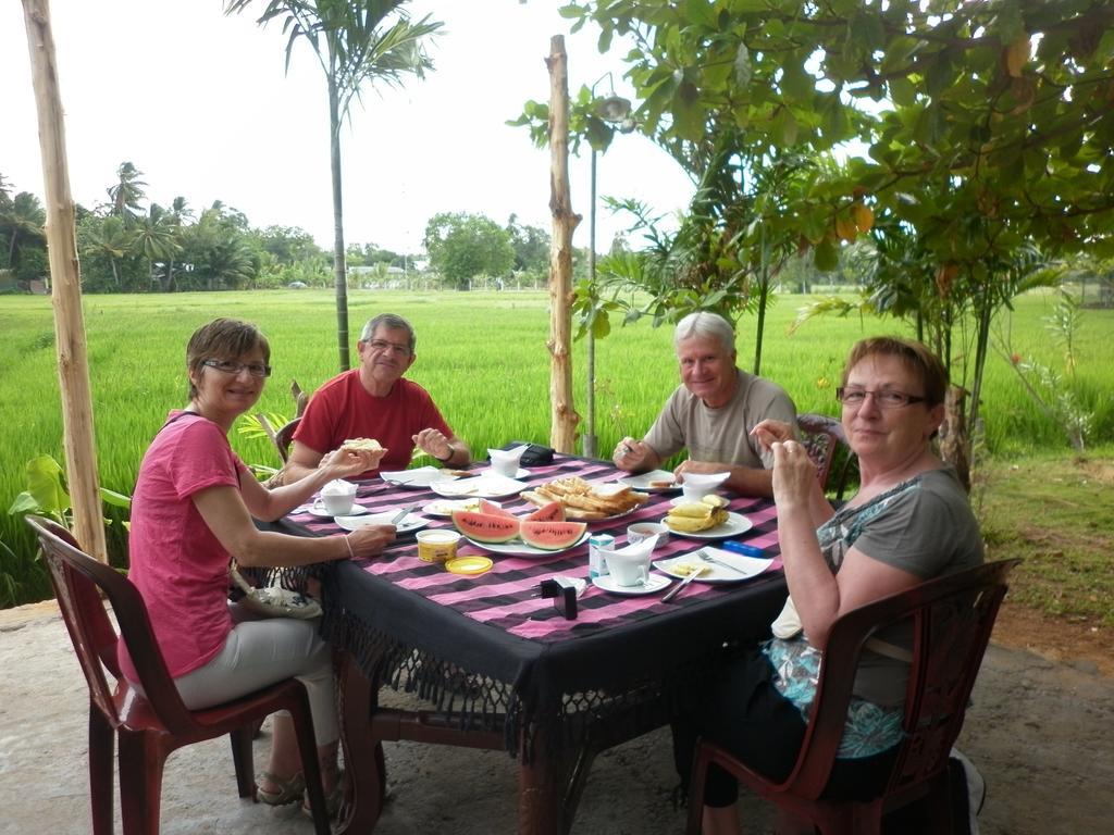 Thisara Guest House Polonnaruwa Exteriér fotografie